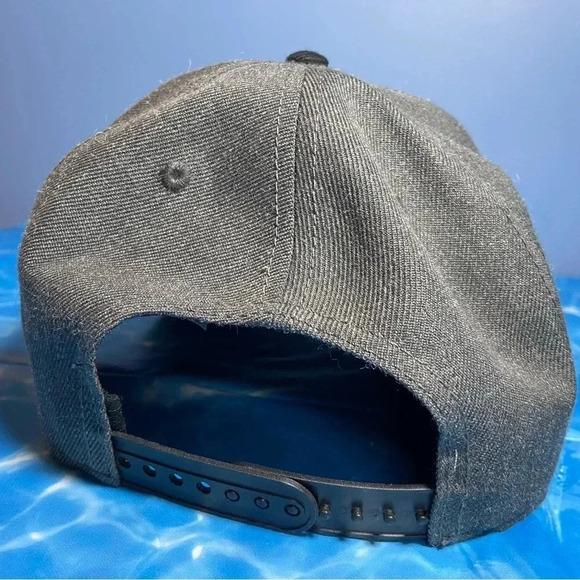 God of War - Officially Licensed Hat w/ Troll Fight Graphic on Underside of Brim - Picture 5 of 11